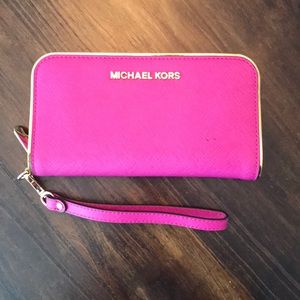 Michael Kors wallet